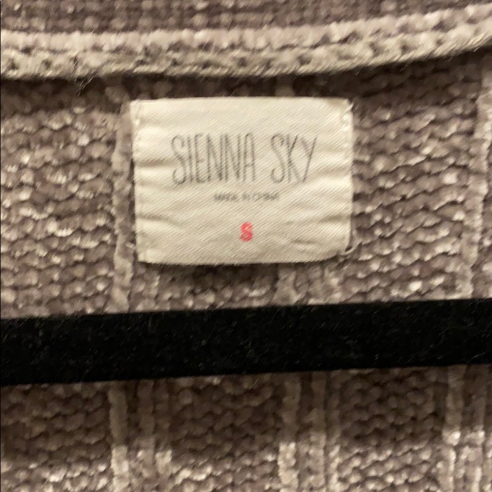 Sweater - Picture 2 of 2